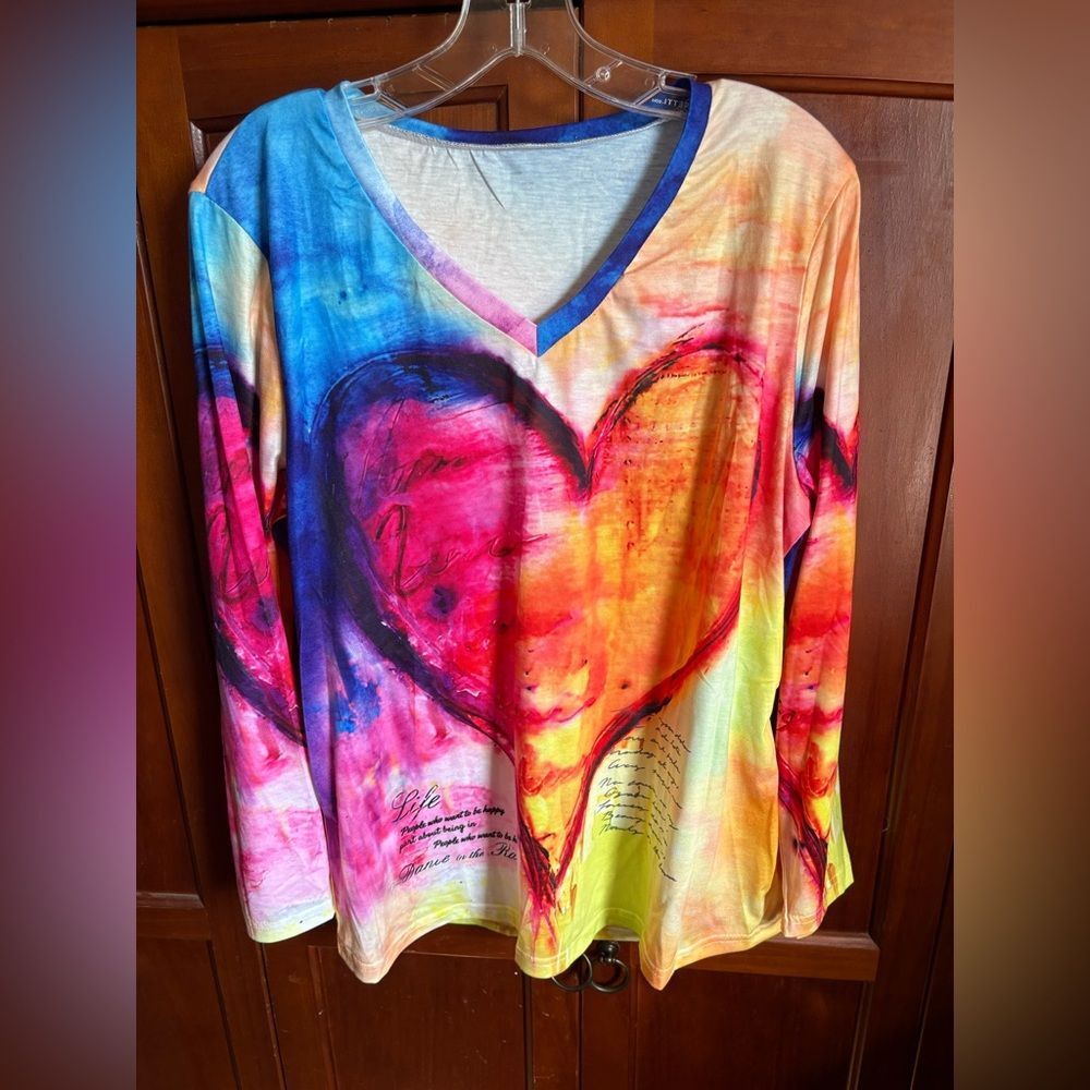 No tag Colorful Heart Print Women's Top NWOT #1466 - Picture 5 of 10